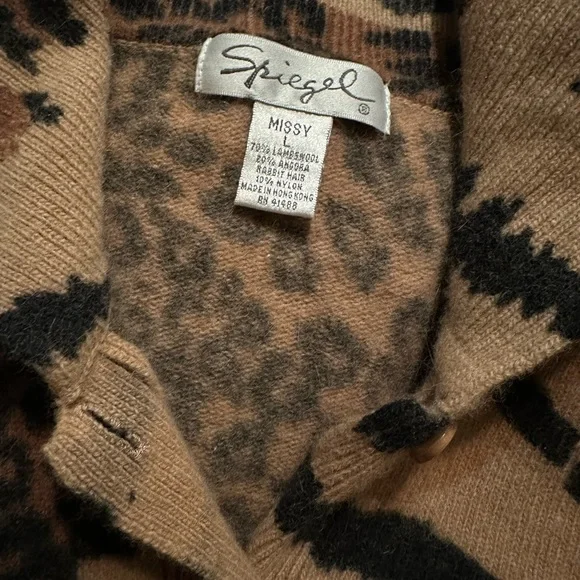 Spiegel Lambswool & Angora Rabbit Hair Leopard Seater | Size Large - Picture 6 of 8